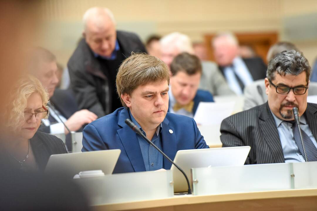 Tarybos posėdis 2015-04-30
