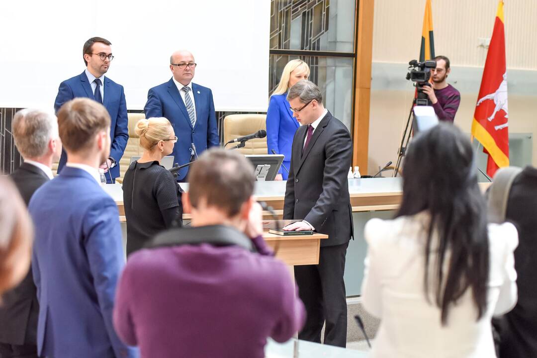 Tarybos posėdis 2015-04-30