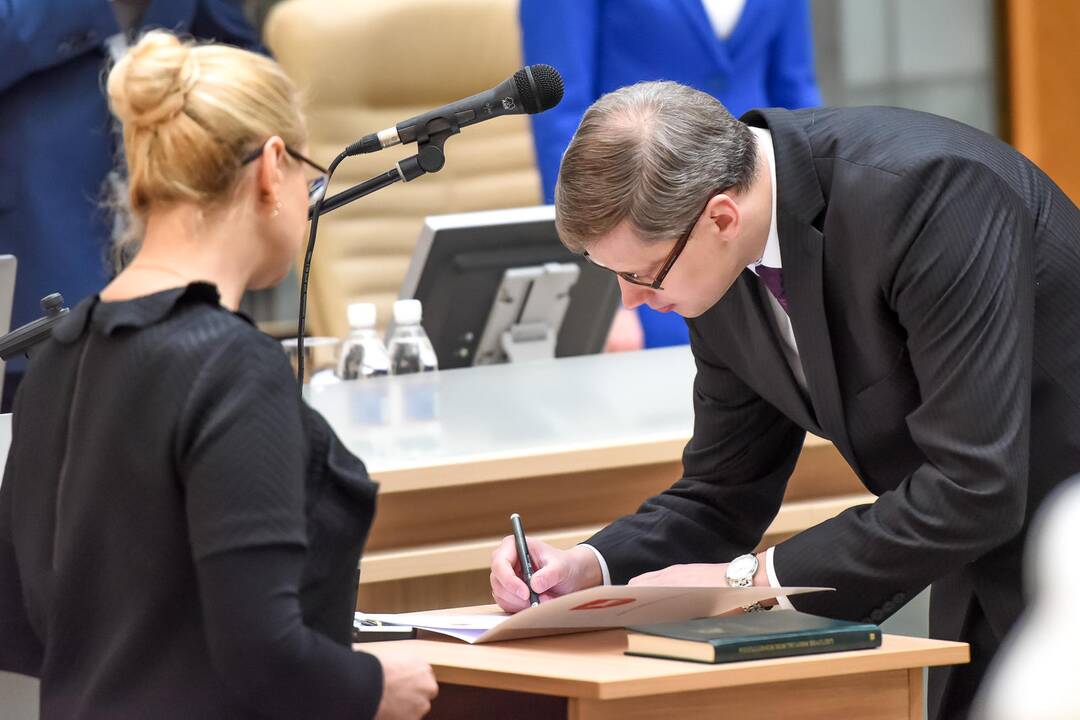Tarybos posėdis 2015-04-30