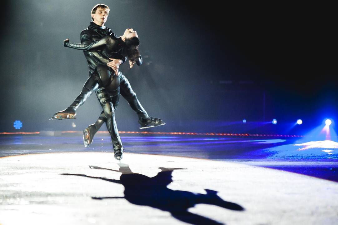 „Liepsnojantis Kalėdų ledas 2014“