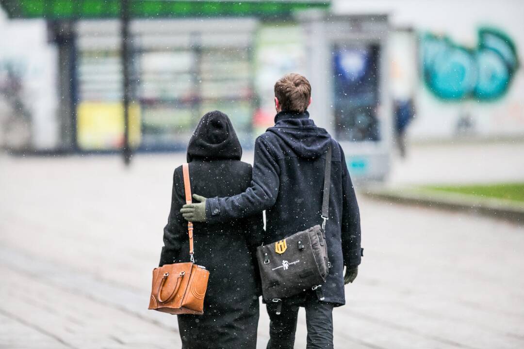Sekmadienis bus drėgnas, bet nešaltas