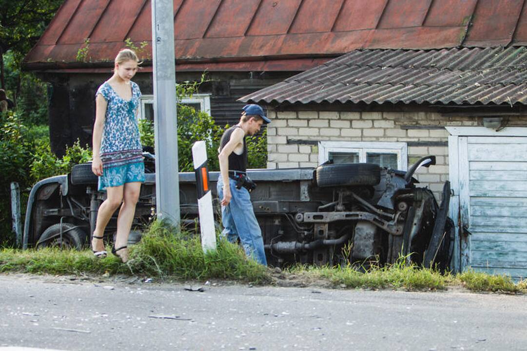 Per avariją Kauno rajone sužeisti trys žmonės