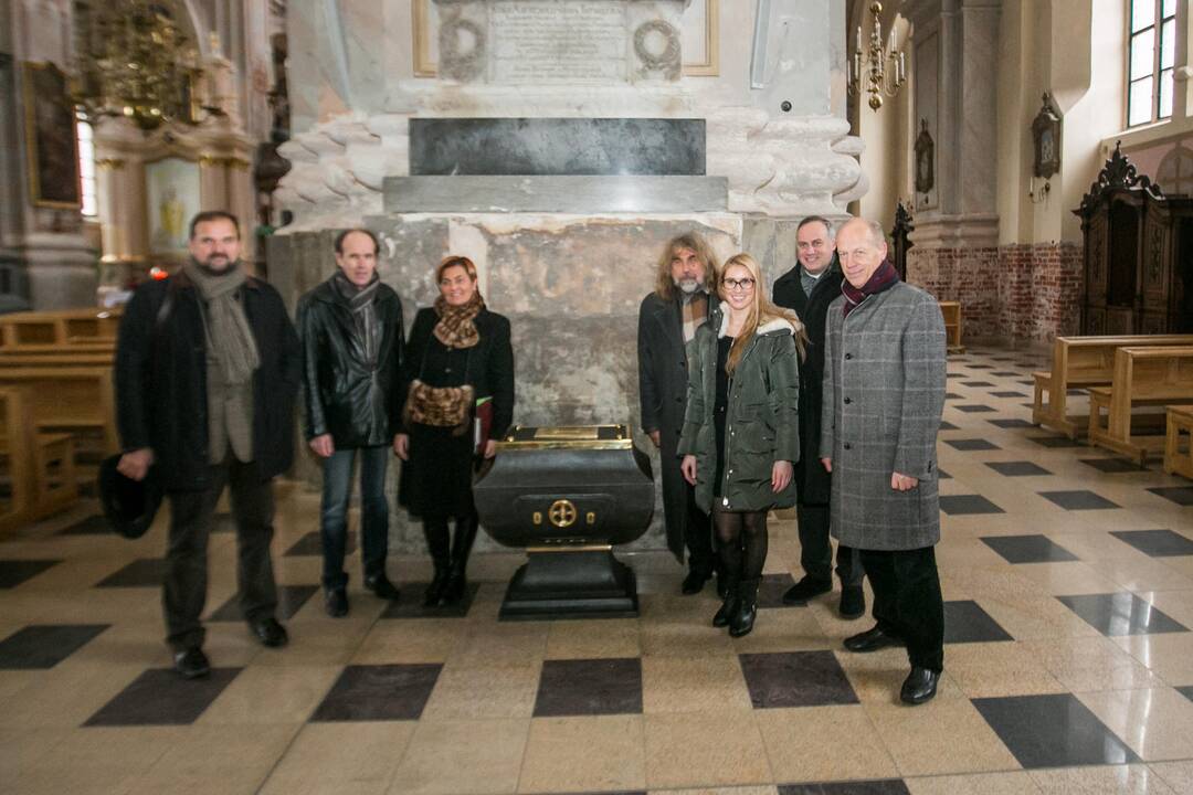 Kauno Rotušės draugijos dovana Katedrai