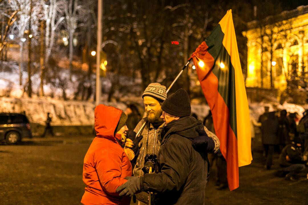 Maidane plevėsuoja ir Lietuvos trispalvė