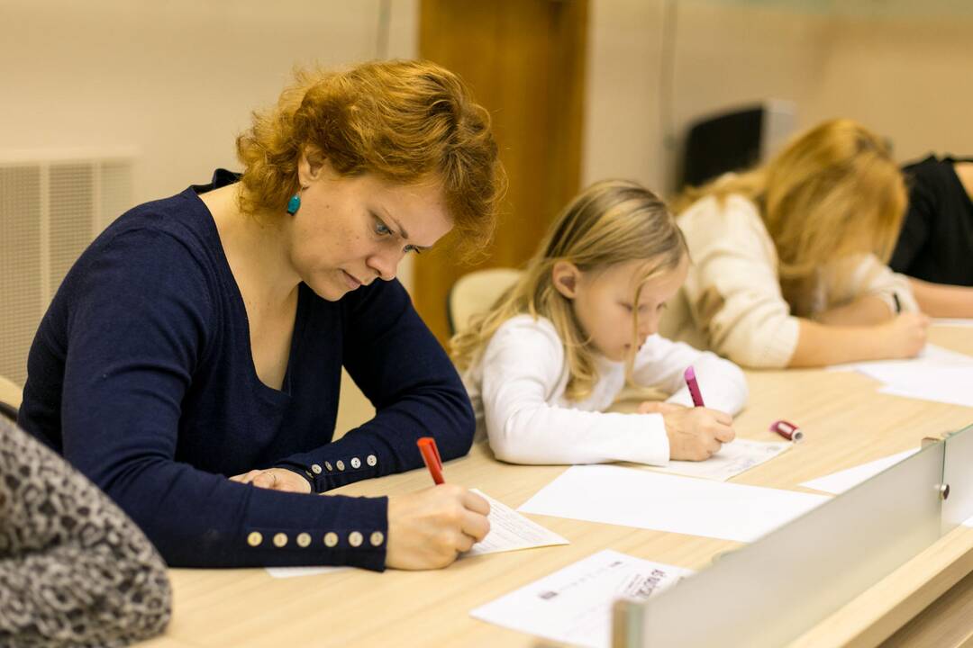 Kauniečiai rašė Nacionalinį diktantą