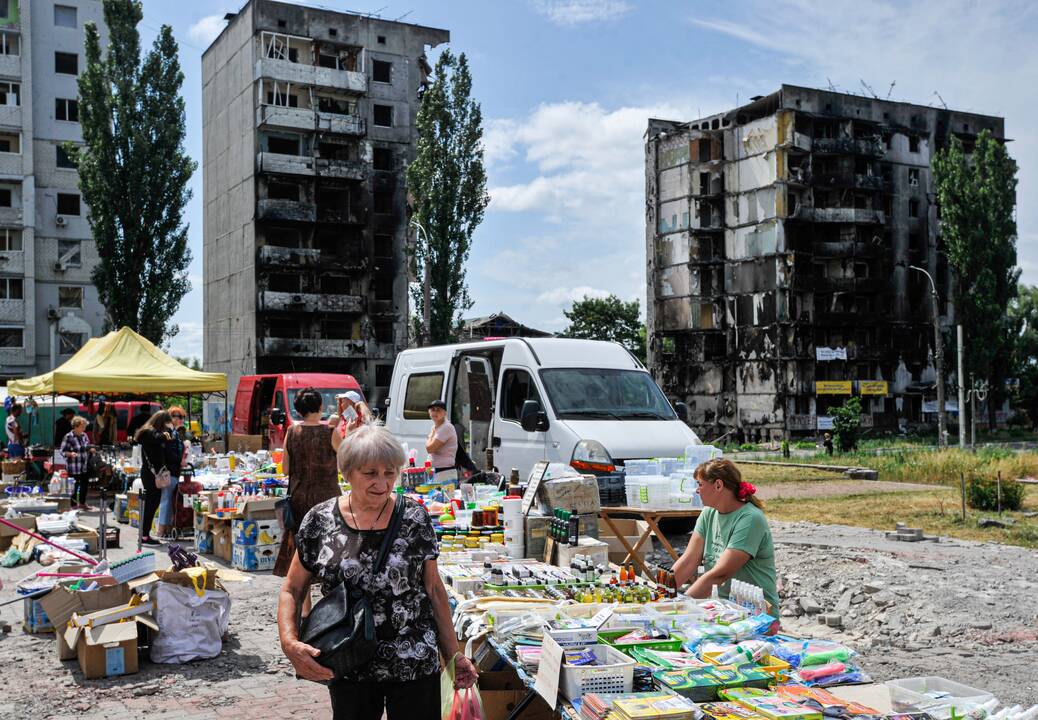 135-oji karo Ukrainoje diena