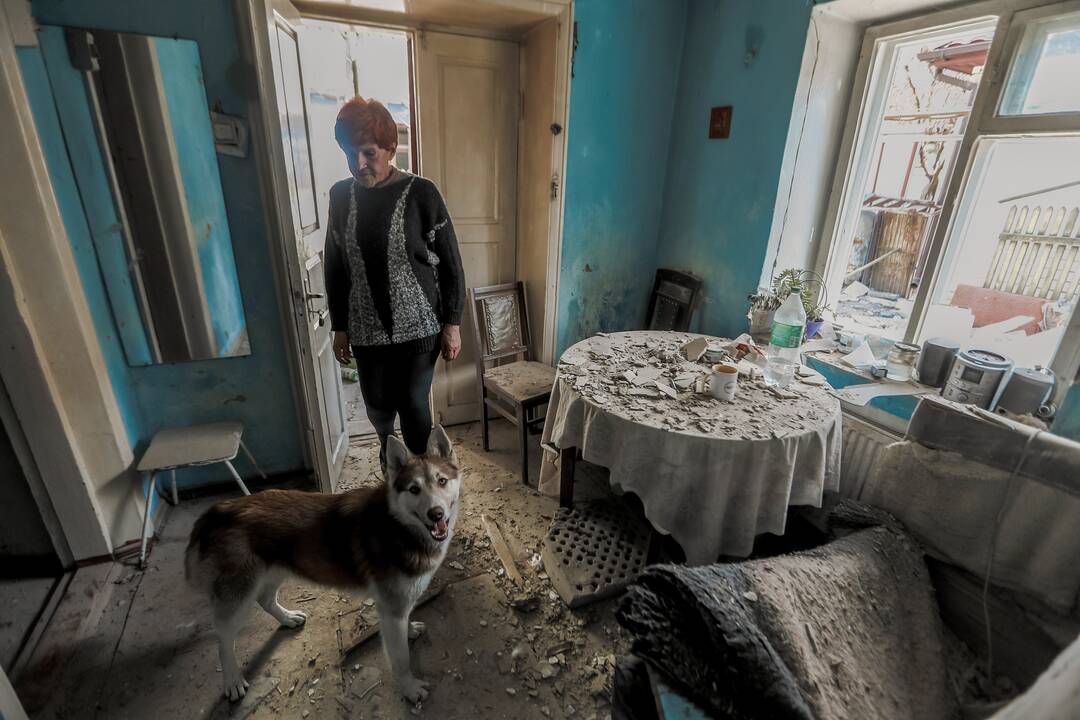 421-oji karo Ukrainoje diena
