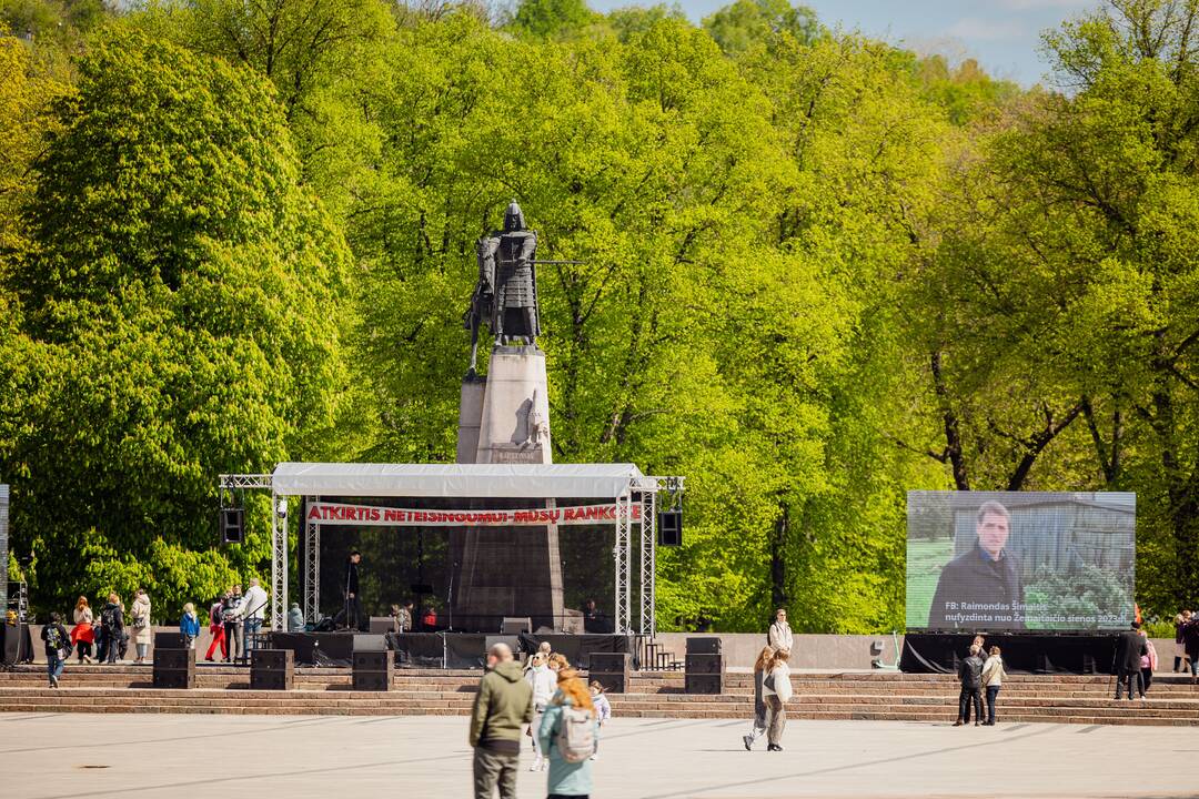 Katedros aikštėje – protestas dėl NT mokesčio