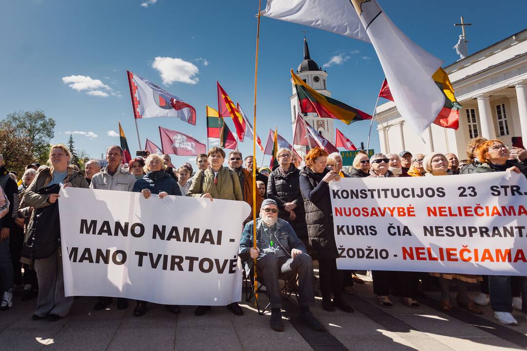 Katedros aikštėje – protestas dėl NT mokesčio