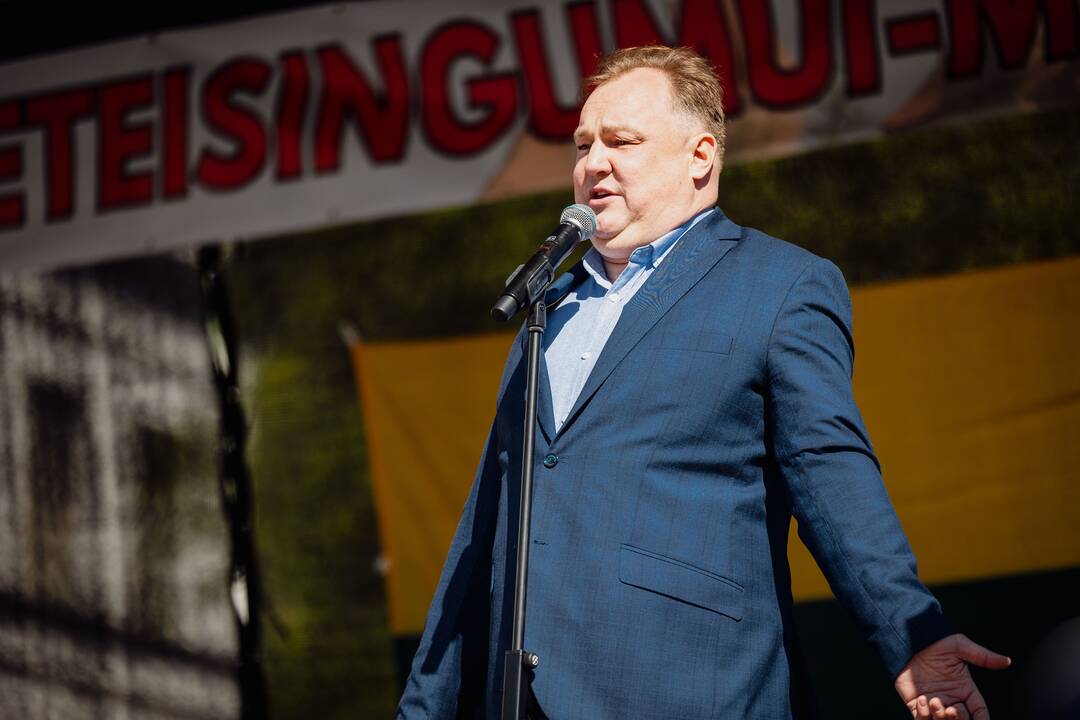 Katedros aikštėje – protestas dėl NT mokesčio