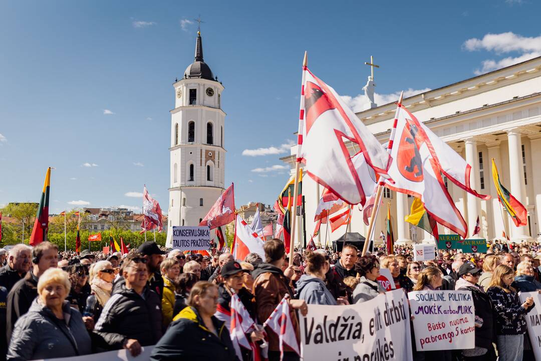 Katedros aikštėje – protestas dėl NT mokesčio