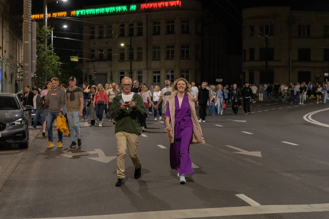 Daugiatūkstantinė minia po Justino Timberlake'o koncerto