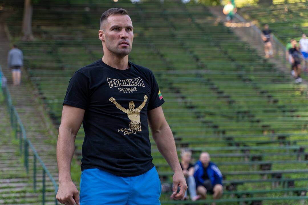 Tradicija: jau šeštą vasarą Dainų slėnyje sporto entuziastus suvienija bokso specialistai.