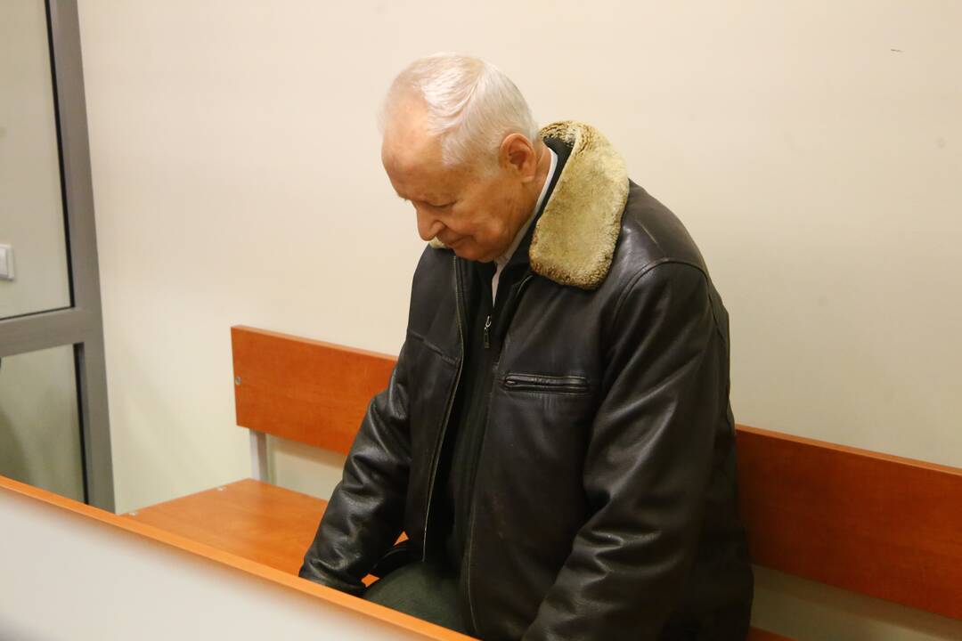 E. Manovas atvestas į Šiaulių apygardos teismą