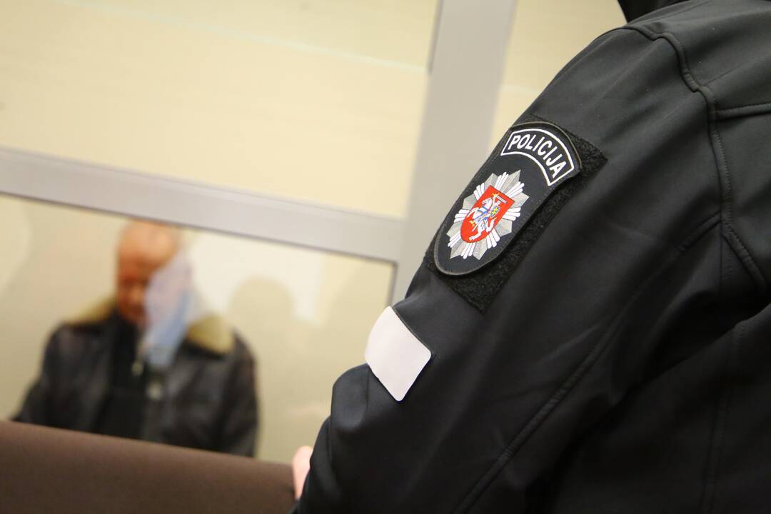 E. Manovas atvestas į Šiaulių apygardos teismą