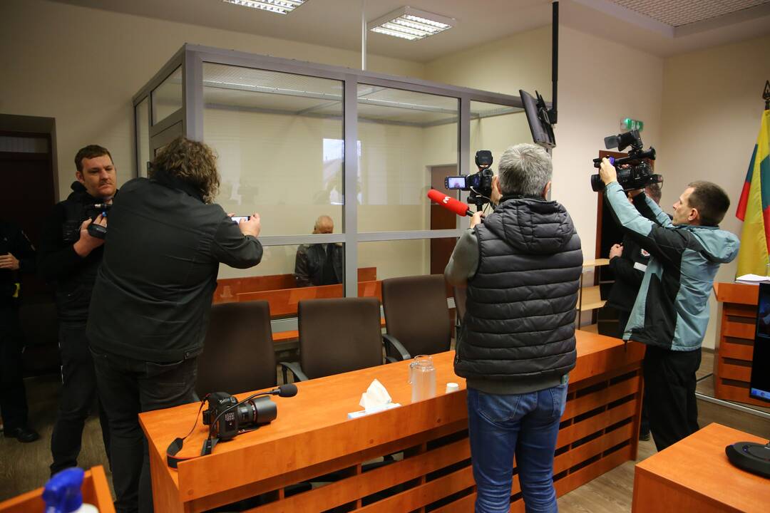 E. Manovas atvestas į Šiaulių apygardos teismą