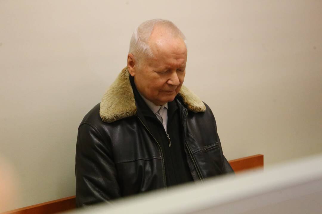 E. Manovas atvestas į Šiaulių apygardos teismą