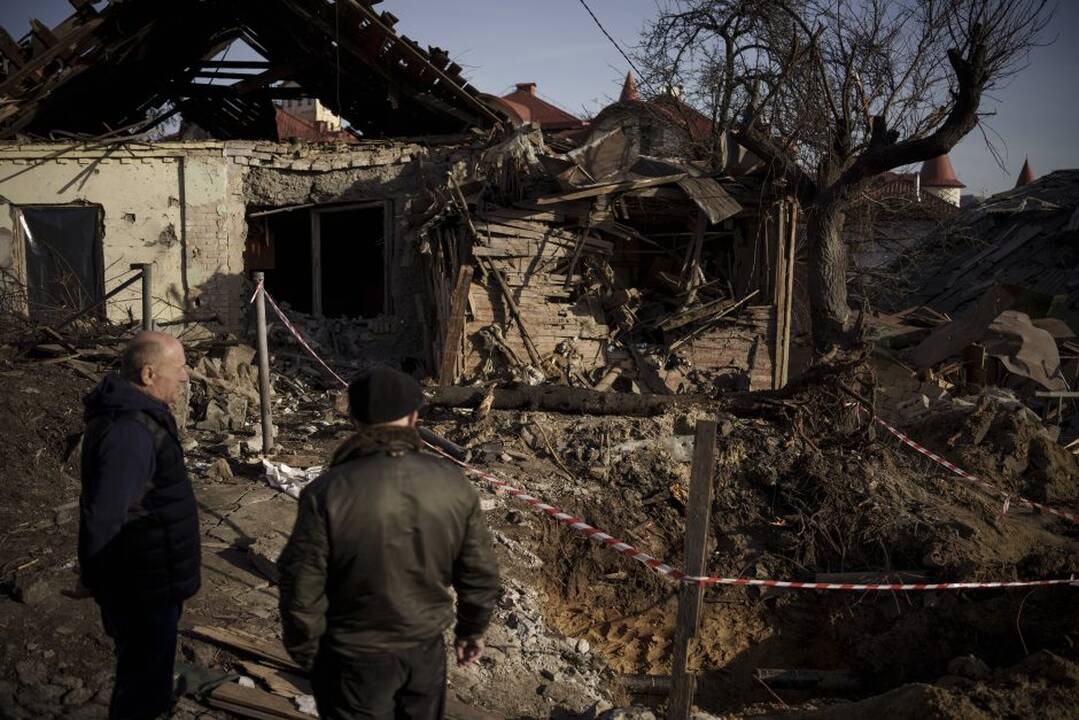 SBU paskelbė įtarimus dviem Rusijos kariuomenės vadams dėl civilių objektų apšaudymo