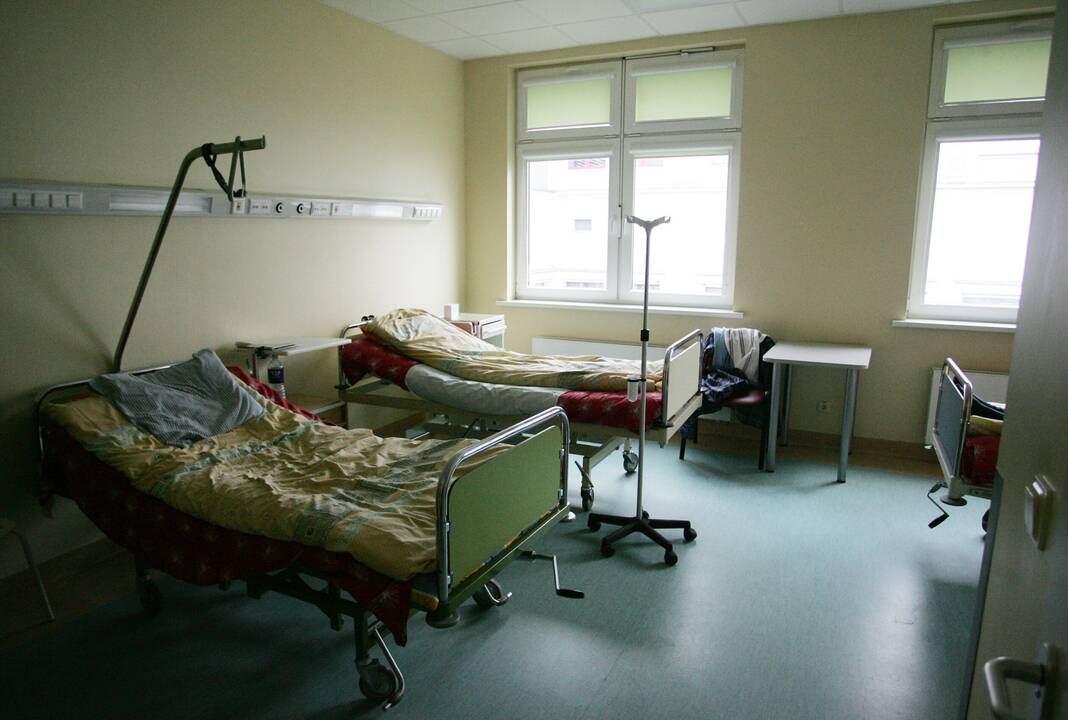 Sostinės ligoninėje mirė iš buto atvežtas sužalotas vyras