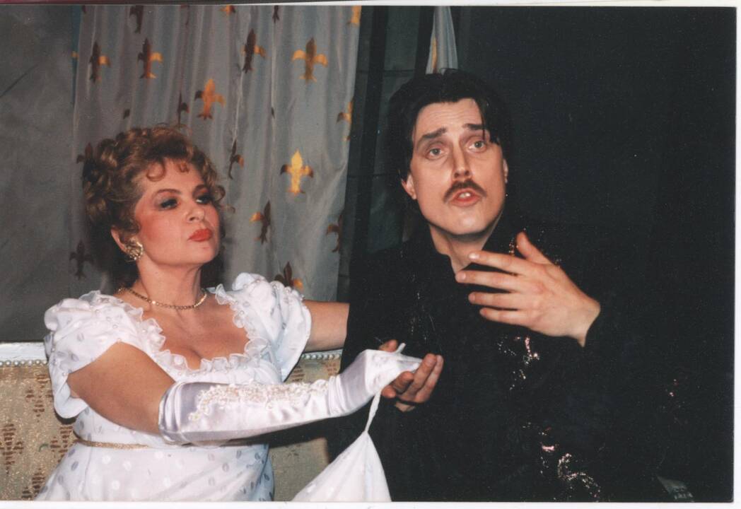Ypatinga: tik iš pažiūros V.Sagaitytė panaši į savo sukurtas operečių herojes - trapias, jausmingas, sentimentalias.
