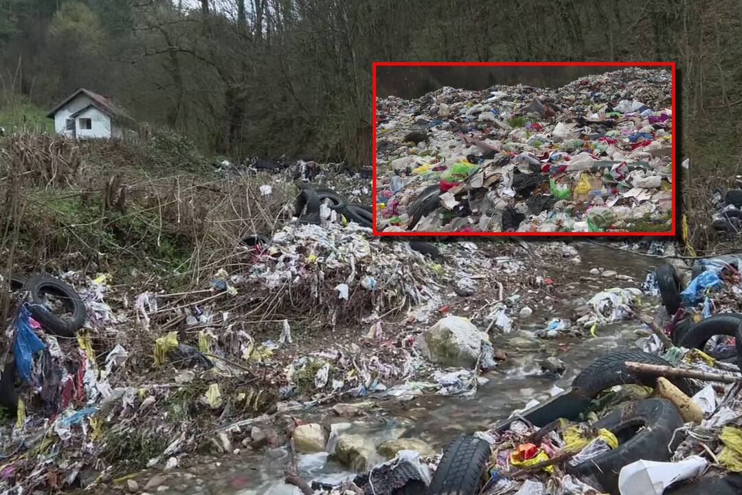 Kaimo gventojai – šokiruoti: išėjusi pamačiau, kad mano namas iki pusės užverstas šiukšlėmis
