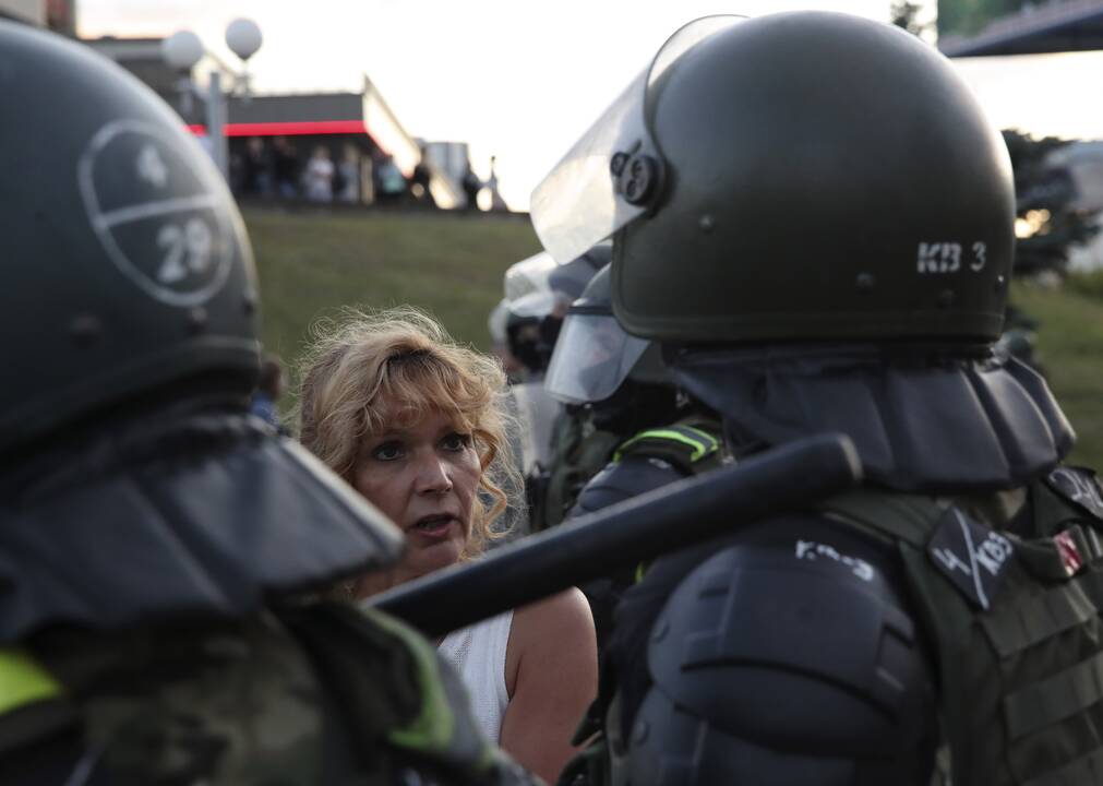 Baltarusijoje žmonės ir toliau reiškia nepasitenkinimą valdžia protestuodami