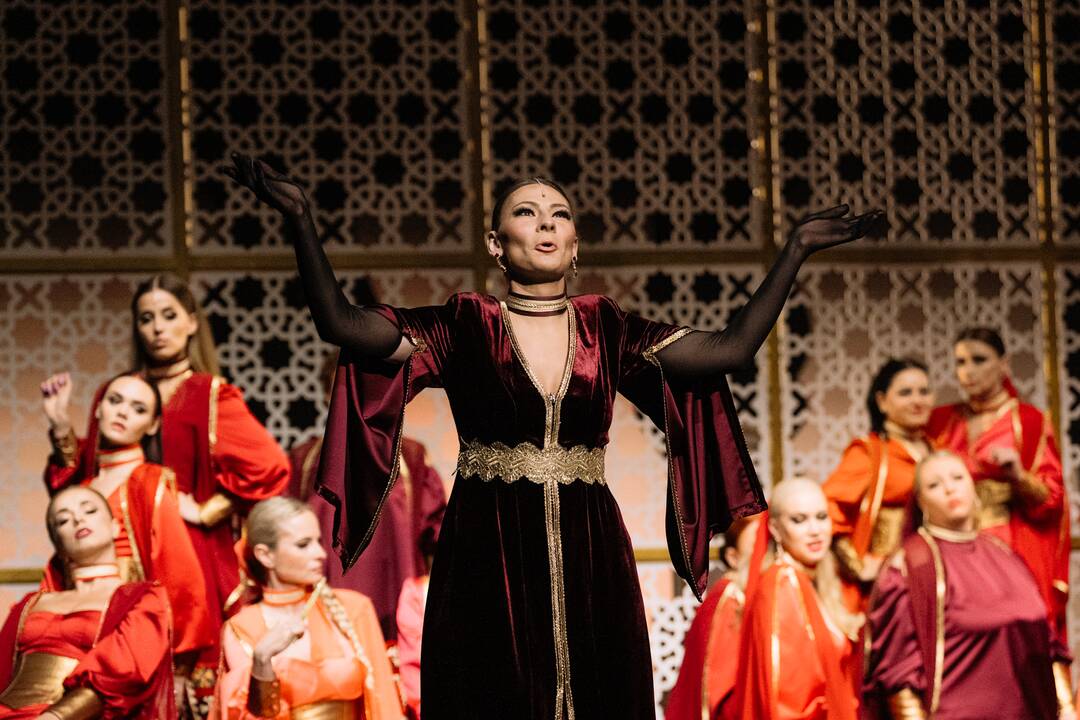 „Tūkstantis ir viena naktis“ spektaklio premjera.