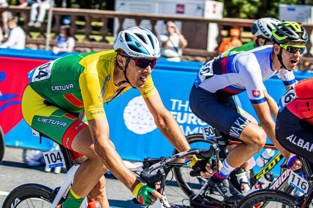 Dvejų olimpinių žaidynių dalyvis R. Navardauskas baigė sportininko karjerą