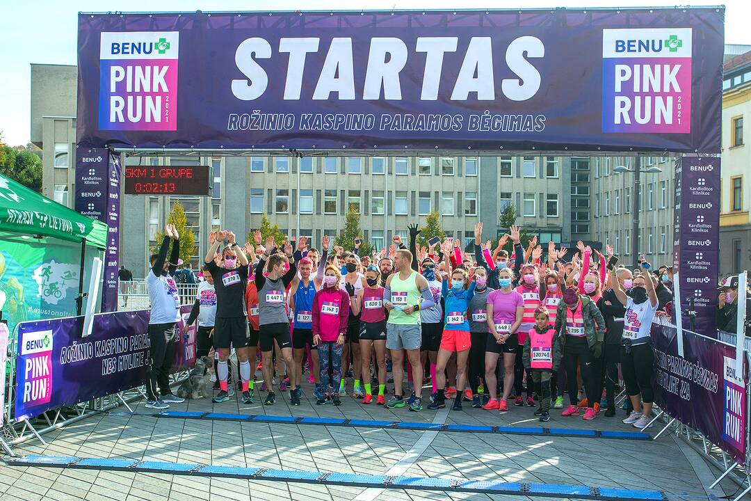 Rožinio kaspino bėgimas „Pink Run su BENU 2021“