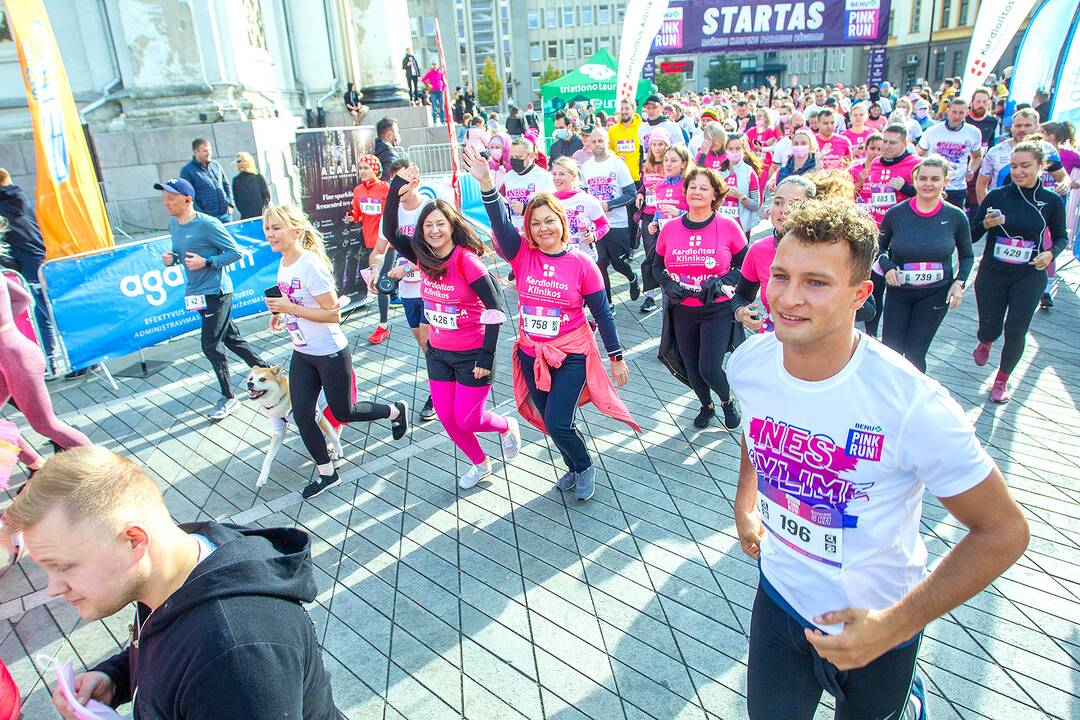 Rožinio kaspino bėgimas „Pink Run su BENU 2021“