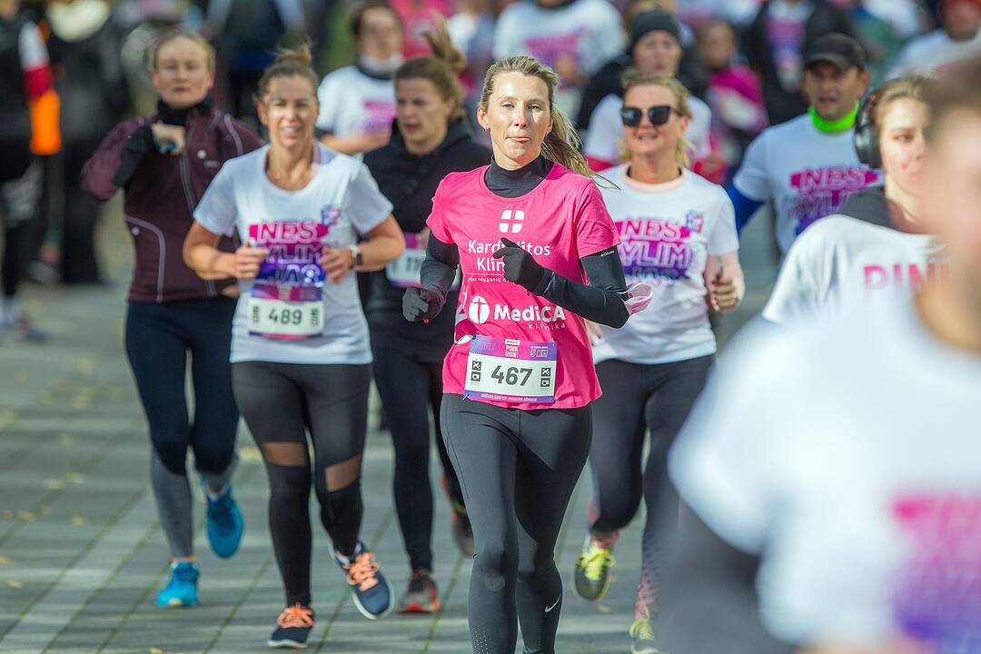 Rožinio kaspino bėgimas „Pink Run su BENU 2021“