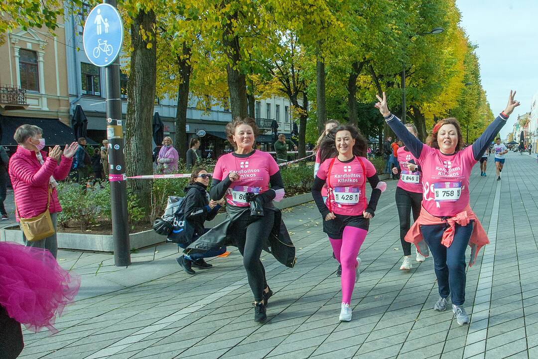 Rožinio kaspino bėgimas „Pink Run su BENU 2021“