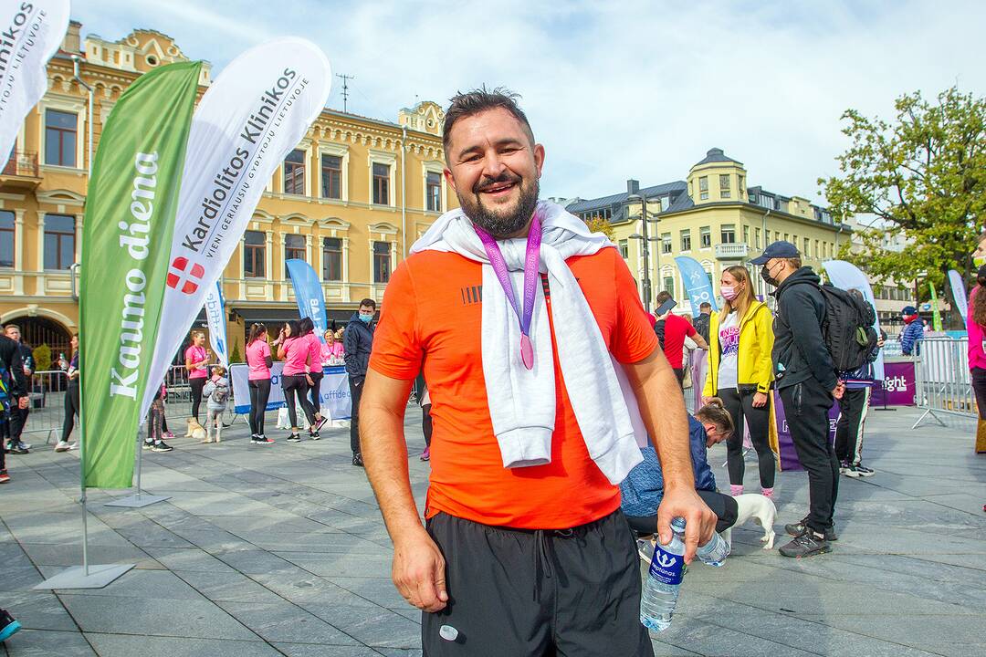 Rožinio kaspino bėgimas „Pink Run su BENU 2021“