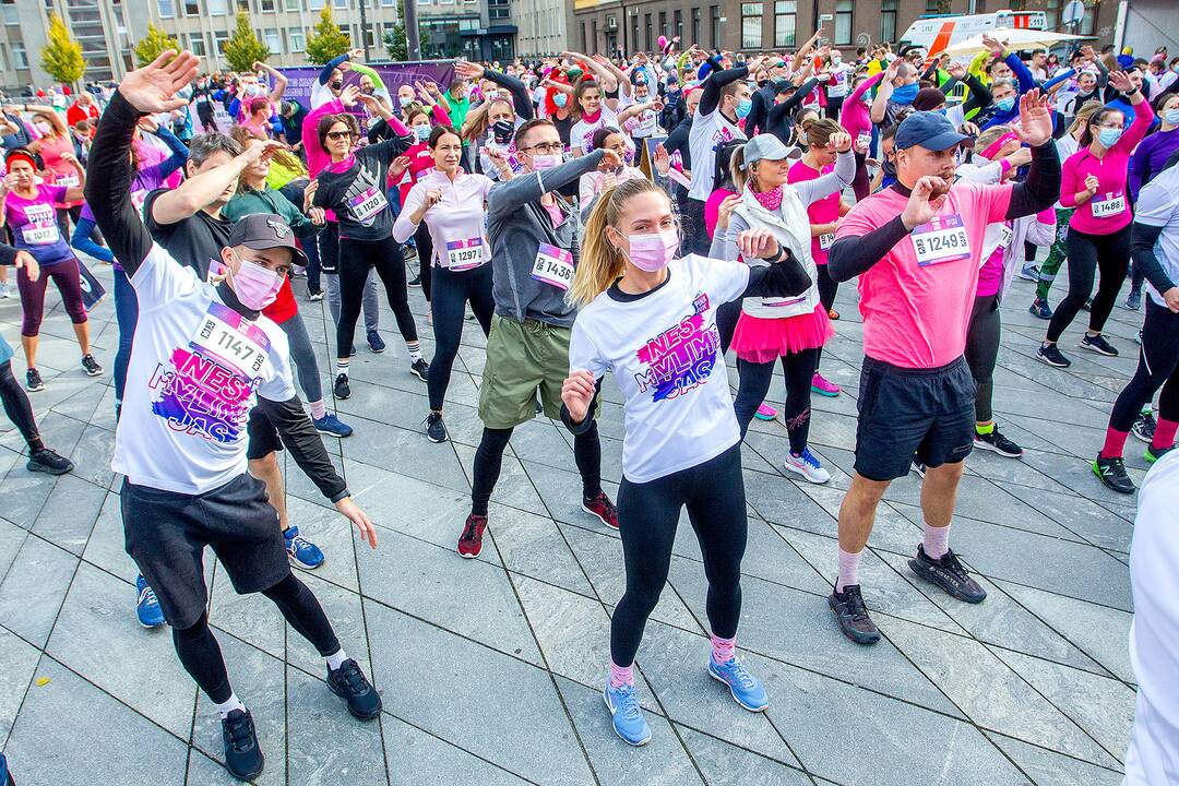 Rožinio kaspino bėgimas „Pink Run su BENU 2021“