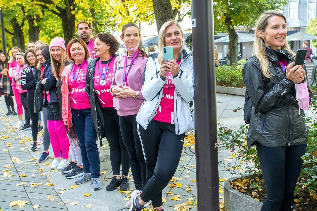 Rožinio kaspino bėgimas „Pink Run su BENU 2021“