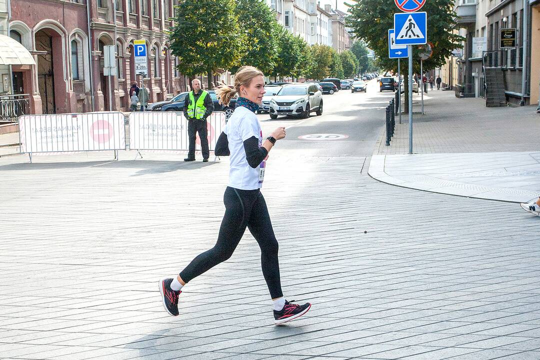 Rožinio kaspino bėgimas „Pink Run su BENU 2021“