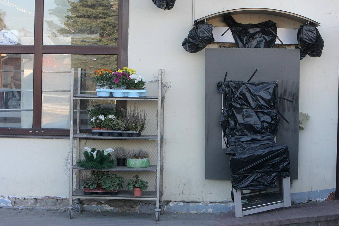 Ketvirtadienio naktį Karmėlavoje susprogdintas bankomatas ir pavogtos kapsulės su pinigais.
