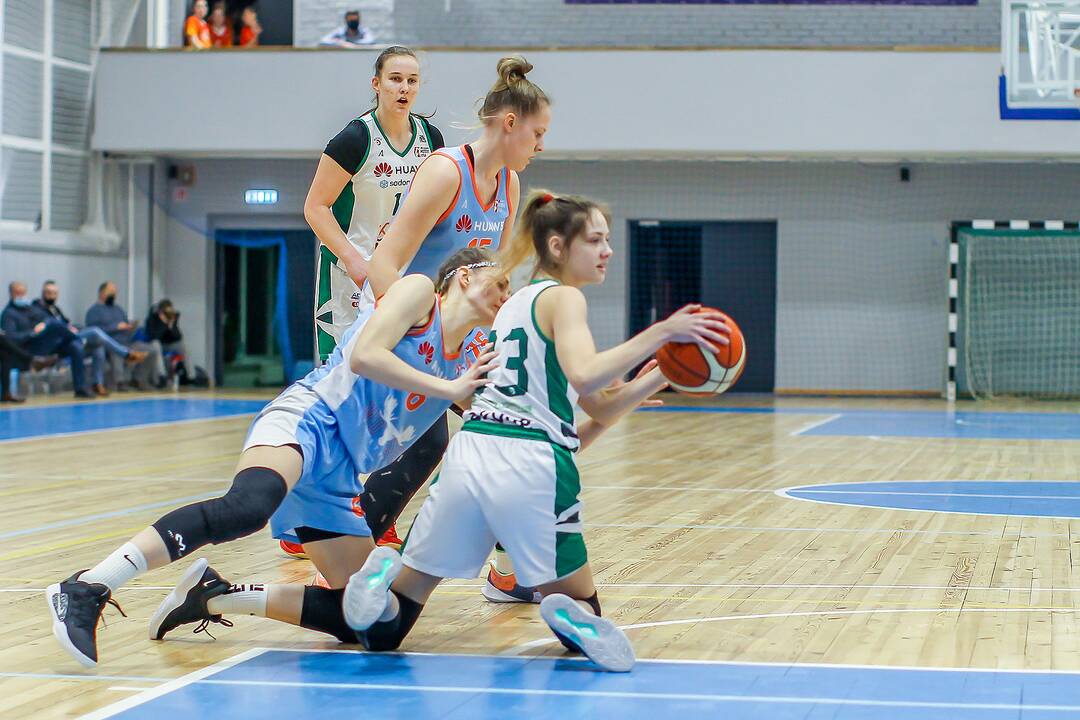 Moterų lyga: „Aistės-LSMU“ – LCC 86:56