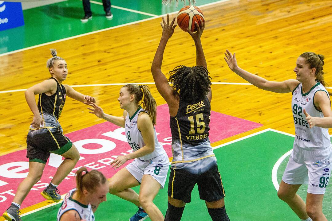 Moterų lyga: „Aistės-LSMU“ – „Kibirkštis“ 66:63