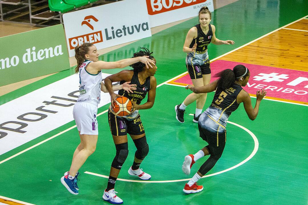 Moterų lyga: „Aistės-LSMU“ – „Kibirkštis“ 66:63
