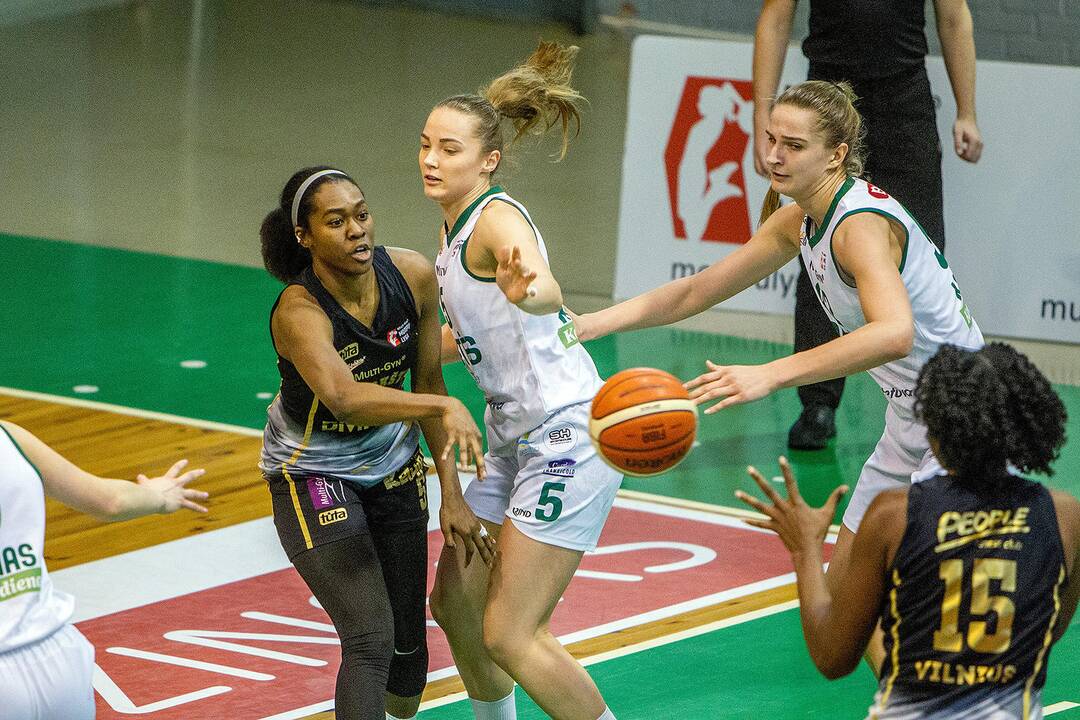 Moterų lyga: „Aistės-LSMU“ – „Kibirkštis“ 66:63