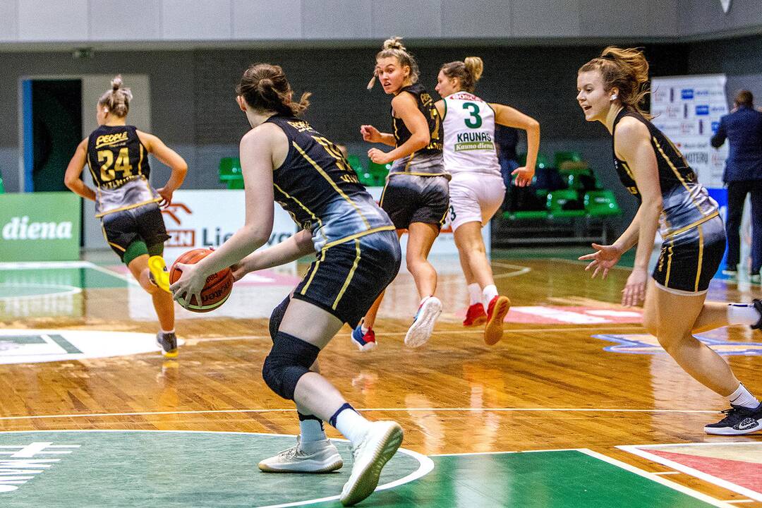 Moterų lyga: „Aistės-LSMU“ – „Kibirkštis“ 66:63