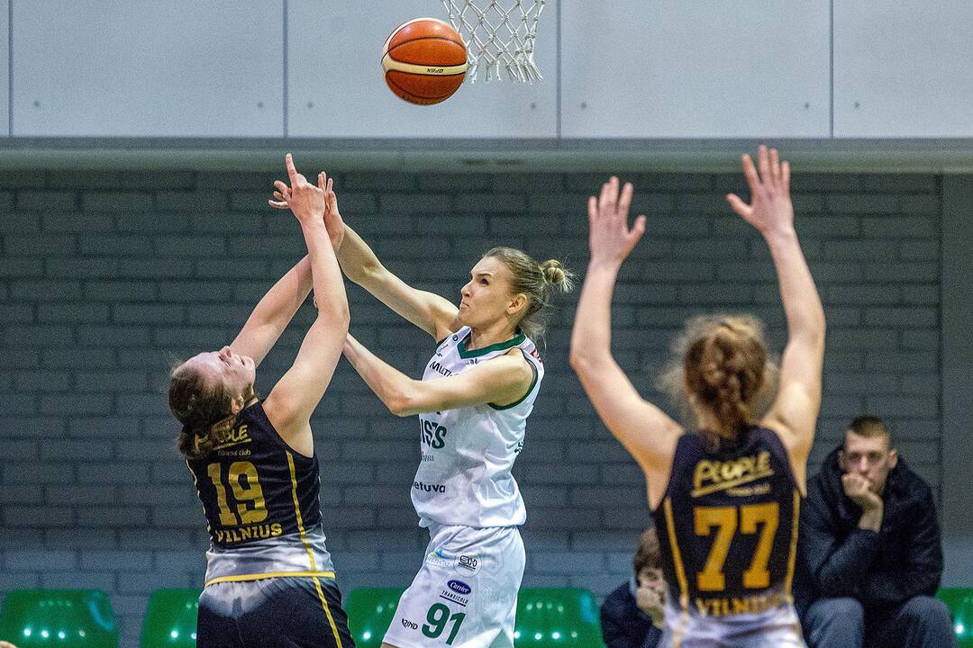Moterų lyga: „Aistės-LSMU“ – „Kibirkštis“ 66:63
