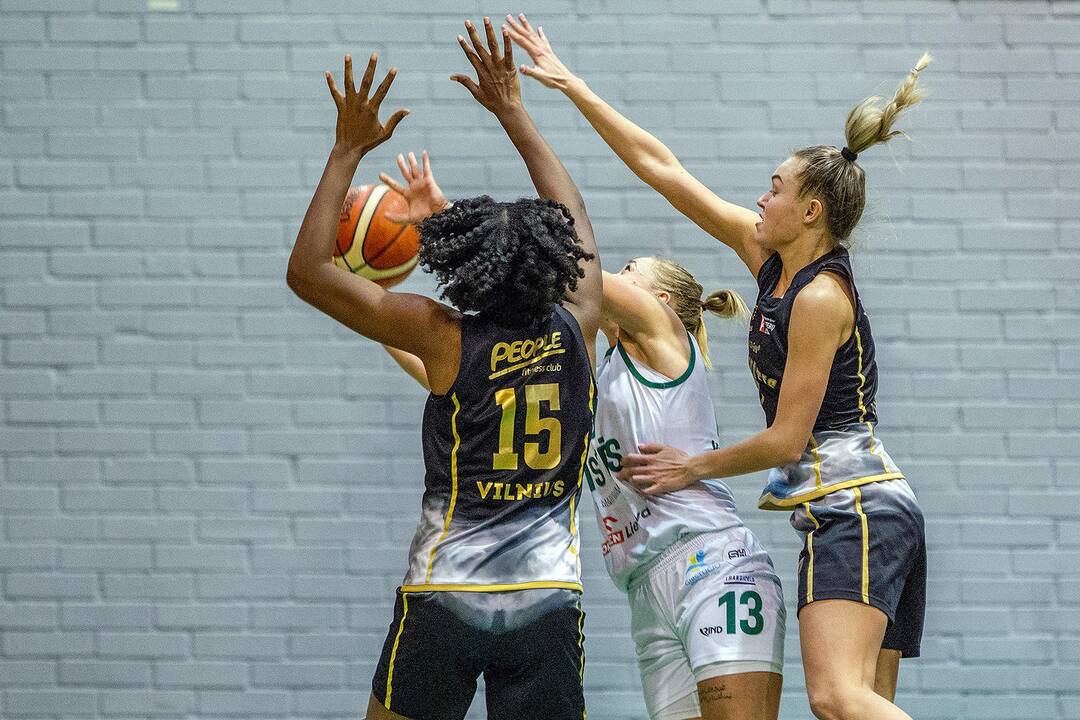 Moterų lyga: „Aistės-LSMU“ – „Kibirkštis“ 66:63