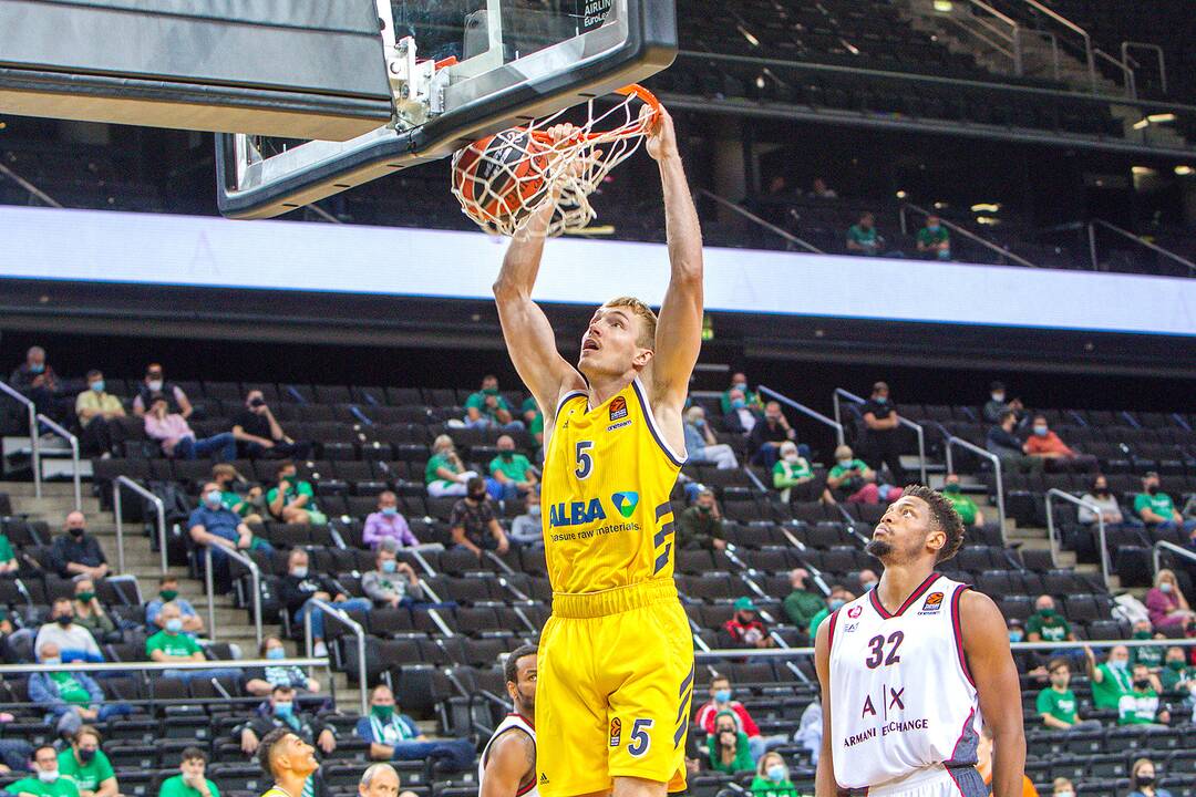 „We're Back“ turnyras: „Alba“ – „Olimpia“ 57:79