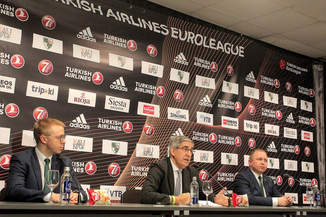 J. Bertomeu spaudos konferencija