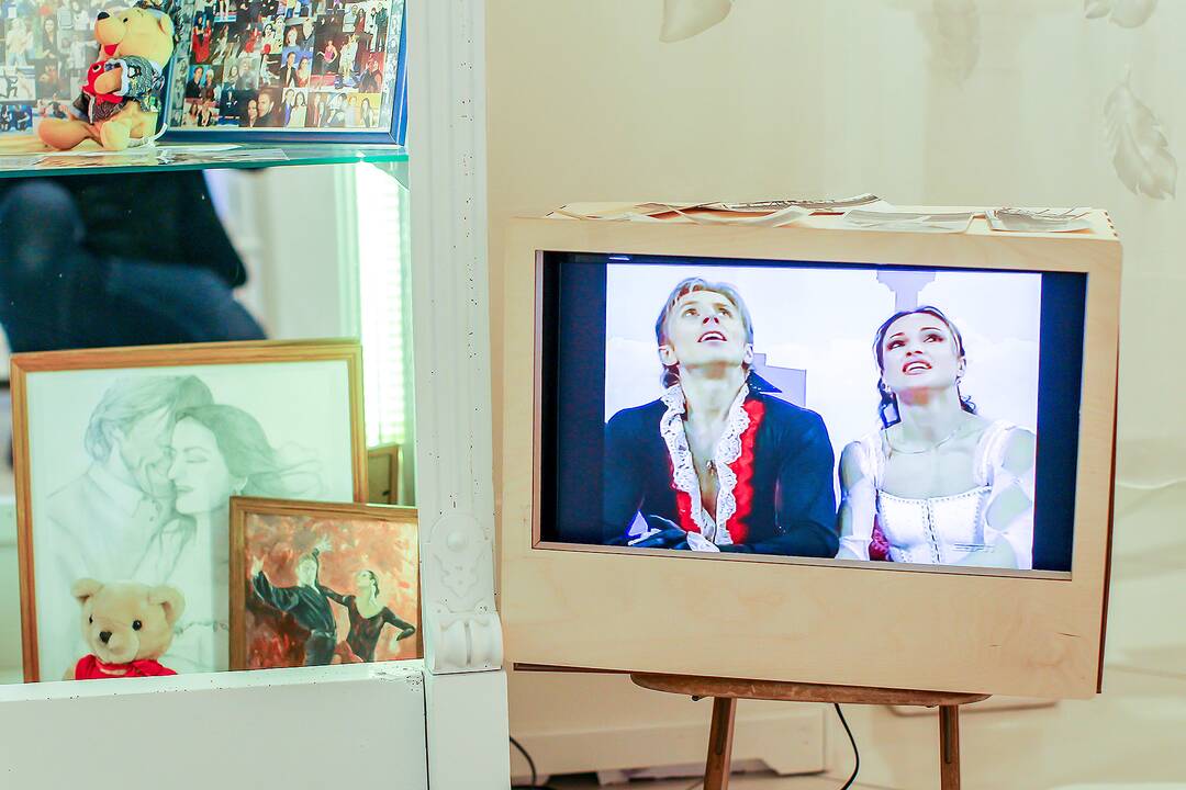 Čiuožėjų paroda ir spaudos konferencija galerijoje „Balta“