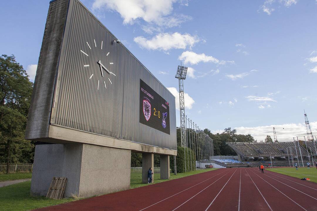 Ardomame stadione vis dar vyksta varžybos
