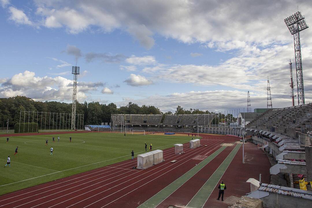 Ardomame stadione vis dar vyksta varžybos