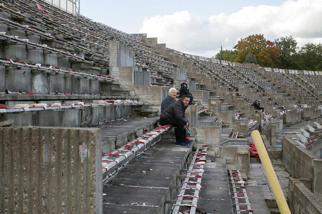 Ardomame stadione vis dar vyksta varžybos